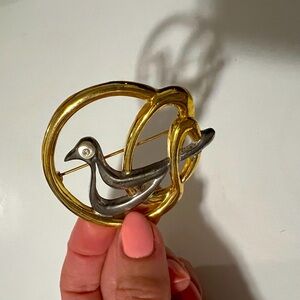 Kobi Ariel&Studio Vintage pin brooch Dove with rhinestone eyes